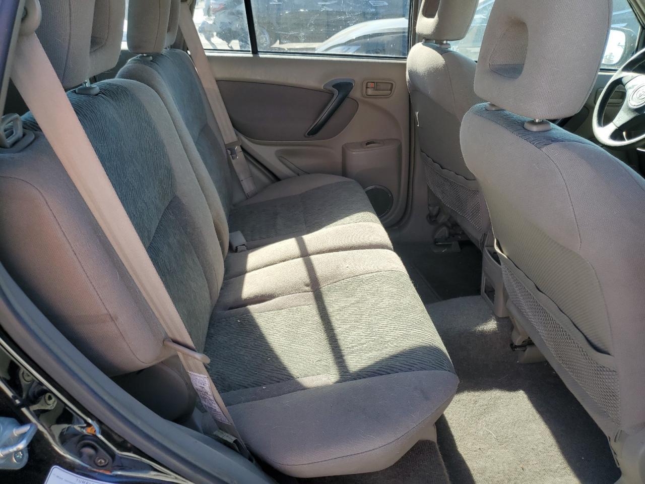 2001 TOYOTA RAV4