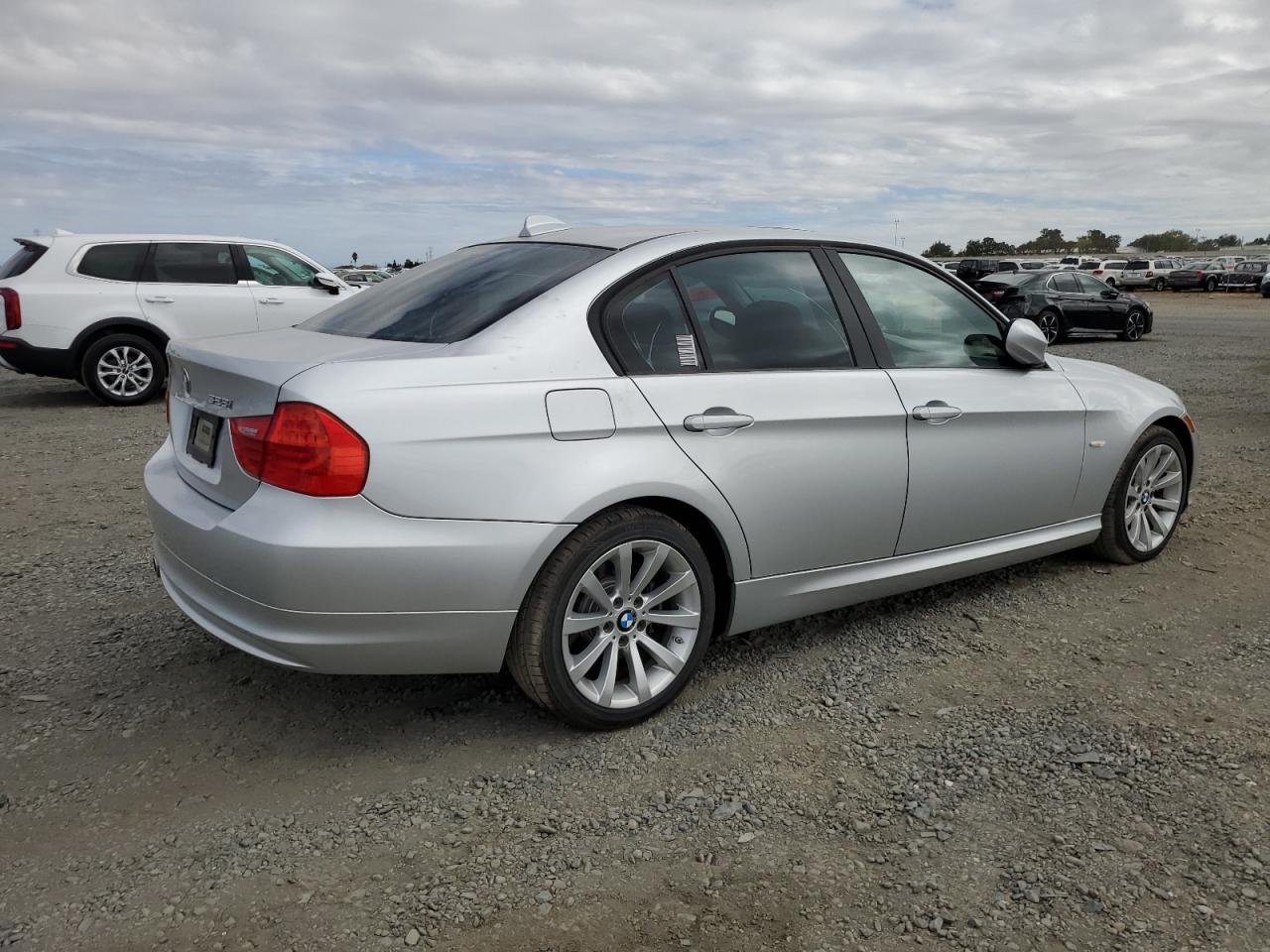 2011 BMW 3 SERIES