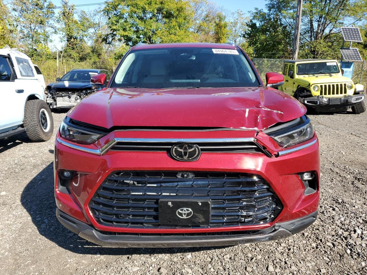 2024 TOYOTA HIGHLANDER