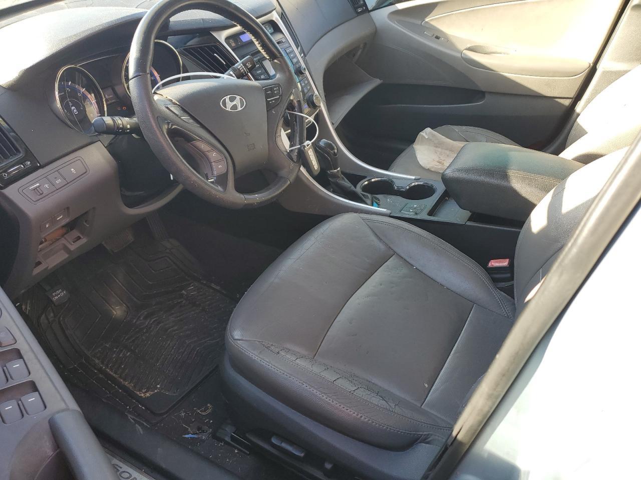 2012 HYUNDAI SONATA