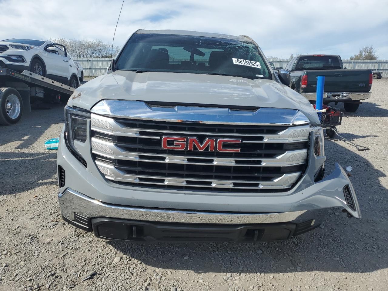 2025 GMC Sierra