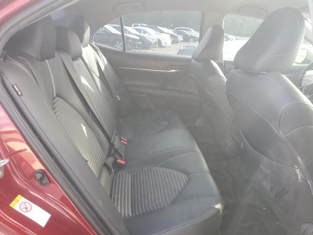 2018 TOYOTA CAMRY