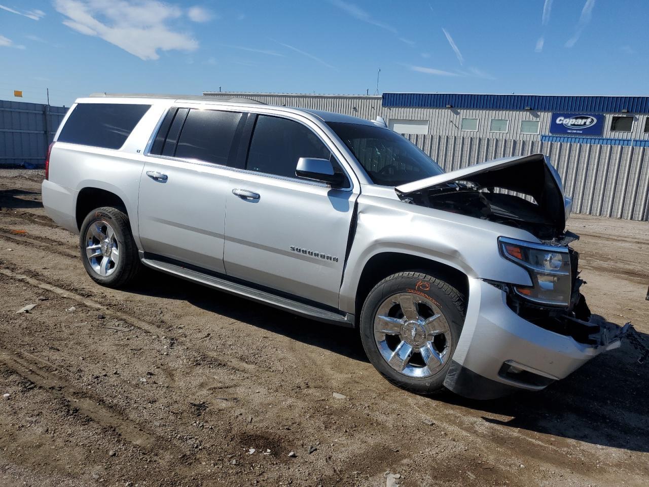 2016 CHEVROLET Suburban
