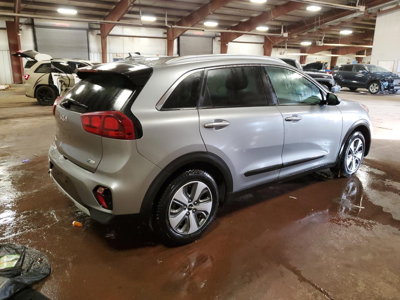 2022 KIA Niro
