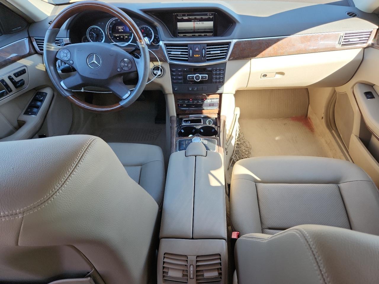 2013 MERCEDES-BENZ E-Class