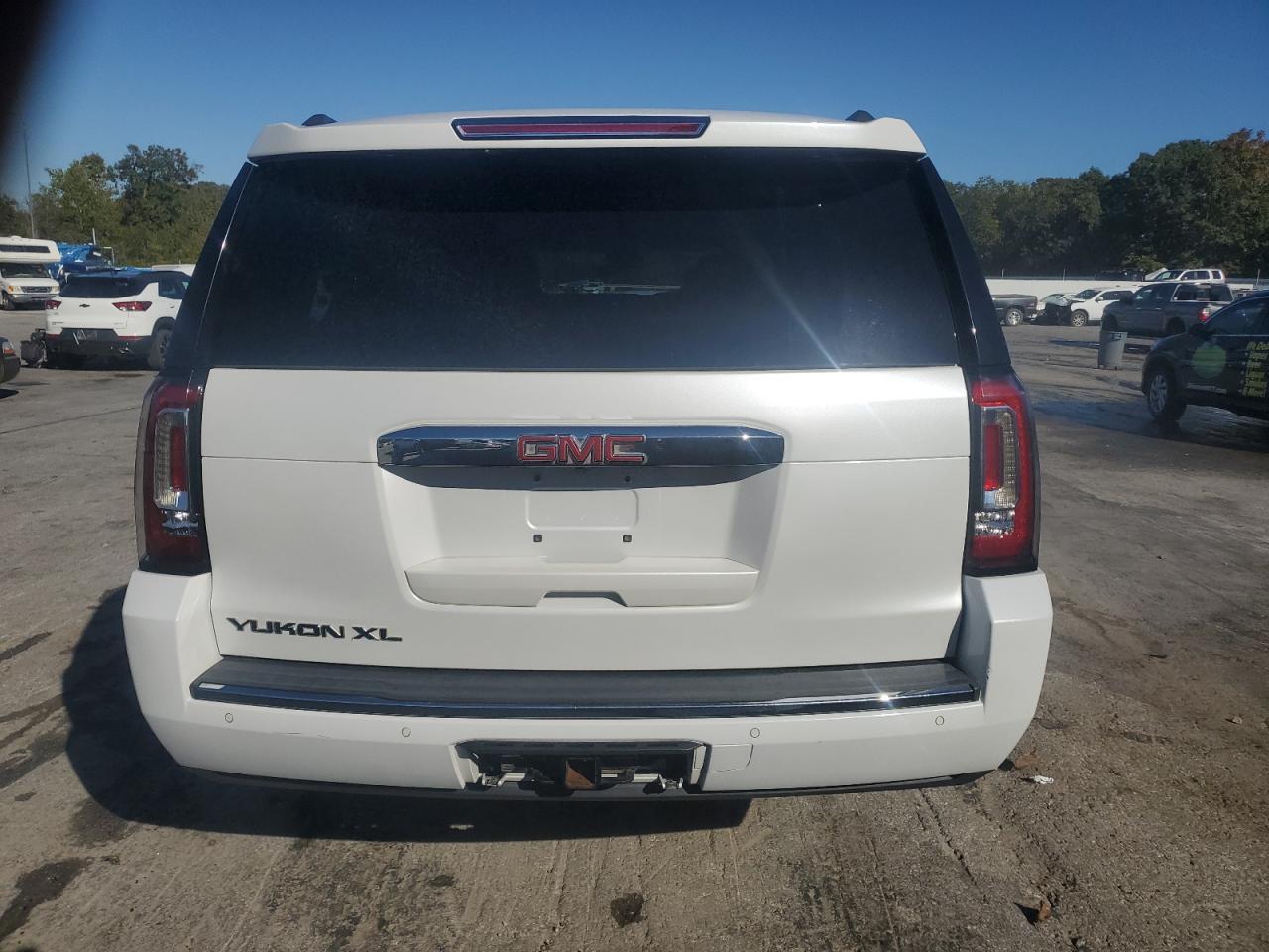 2016 GMC Yukon XL