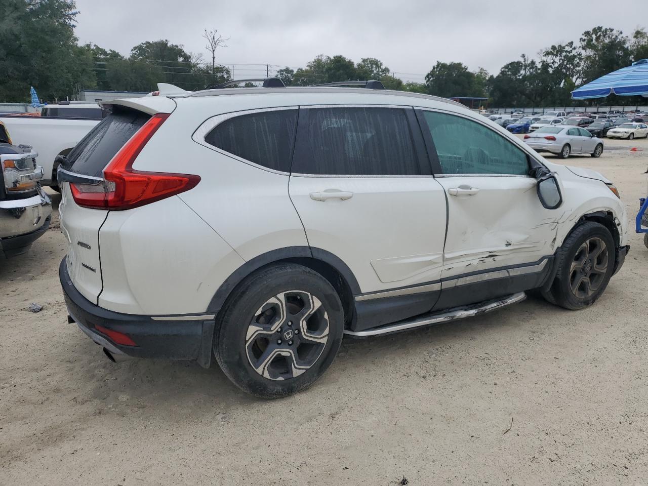 2017 HONDA CR-V