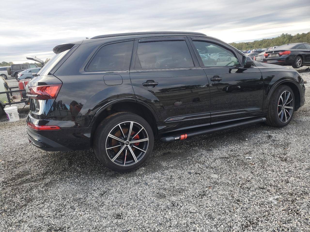 2024 AUDI Q7
