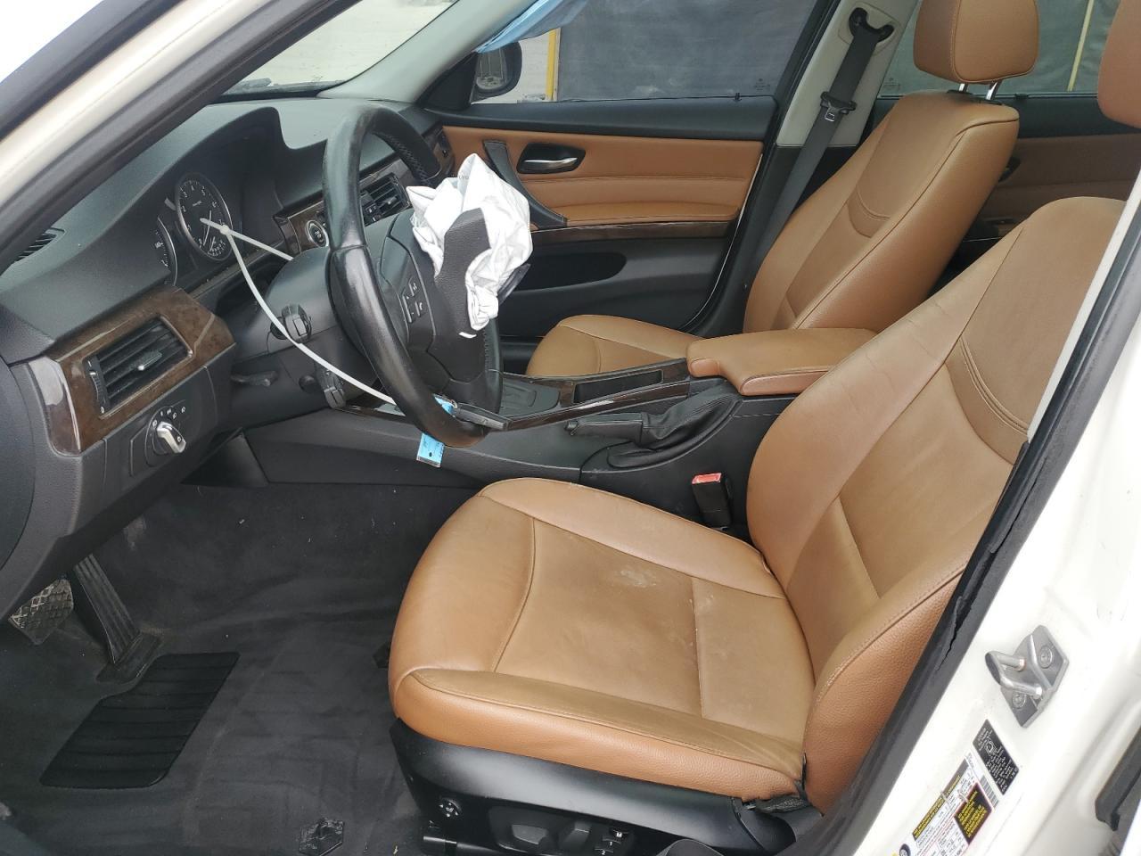 2011 BMW 3 SERIES