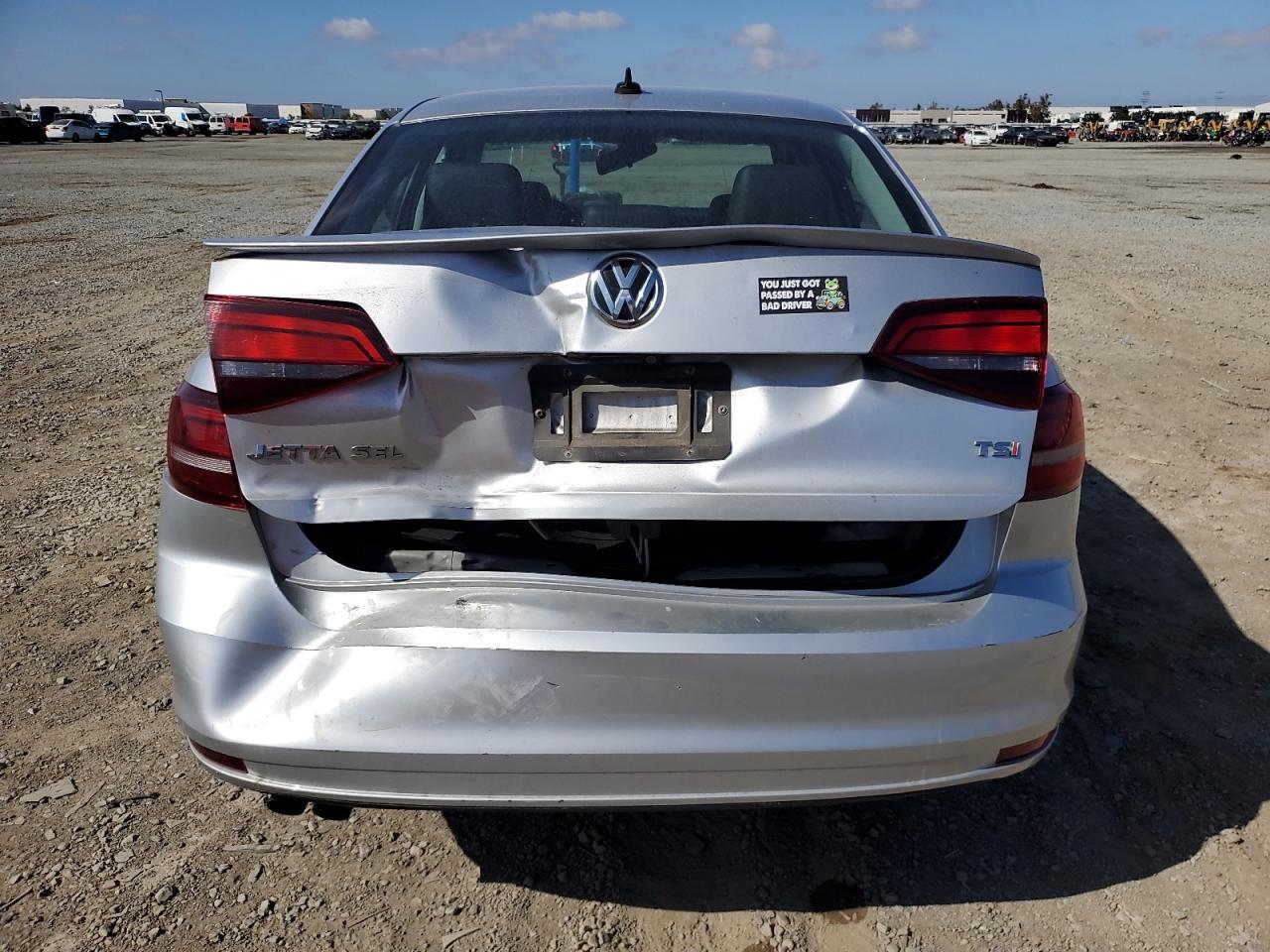 2016 VOLKSWAGEN JETTA