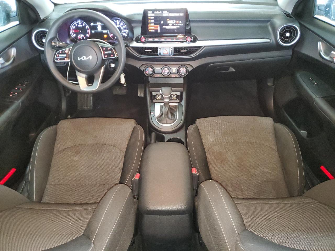 2023 KIA FORTE