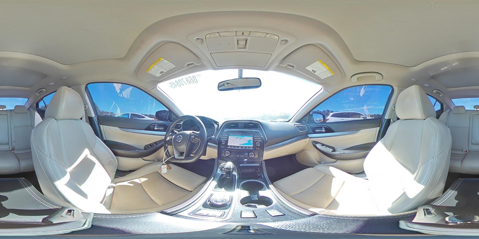 2017 NISSAN Maxima