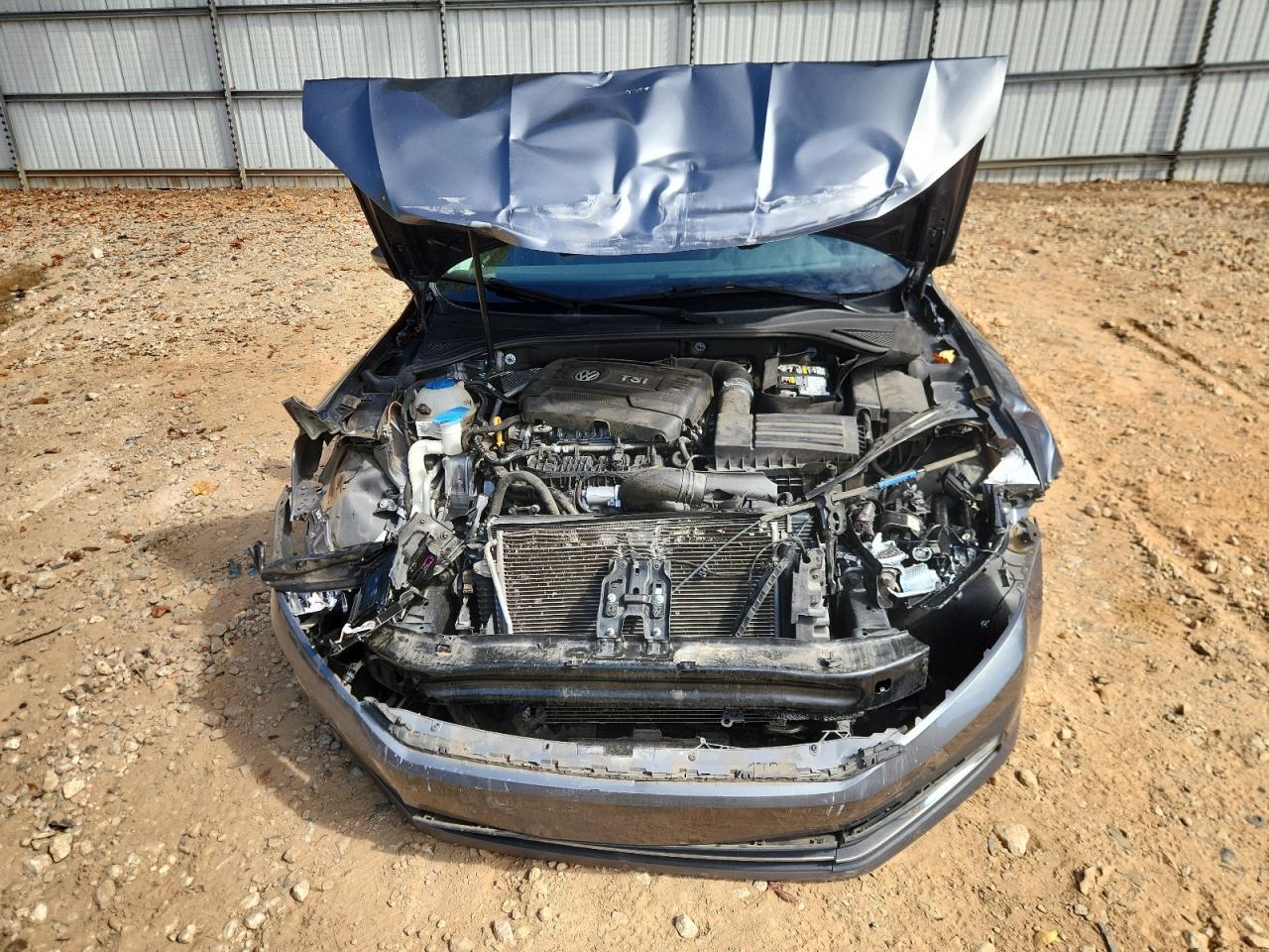 2016 VOLKSWAGEN Passat