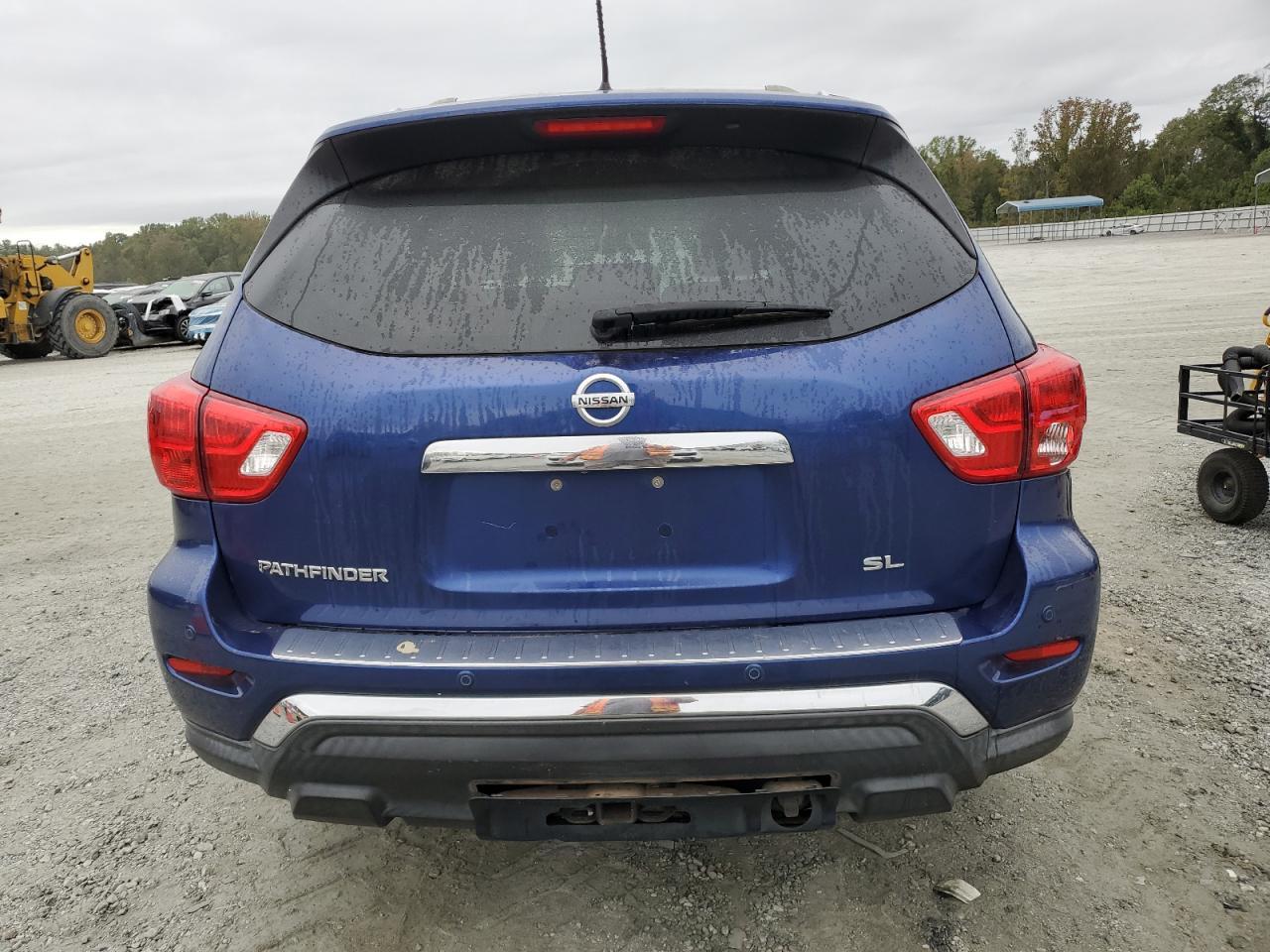 2017 NISSAN PATHFINDER