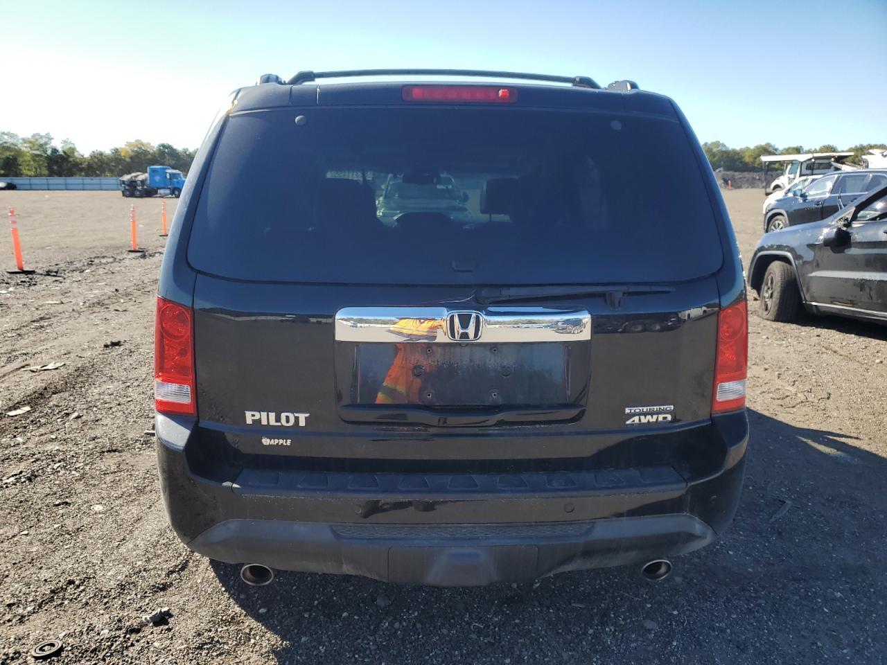 2015 HONDA PILOT