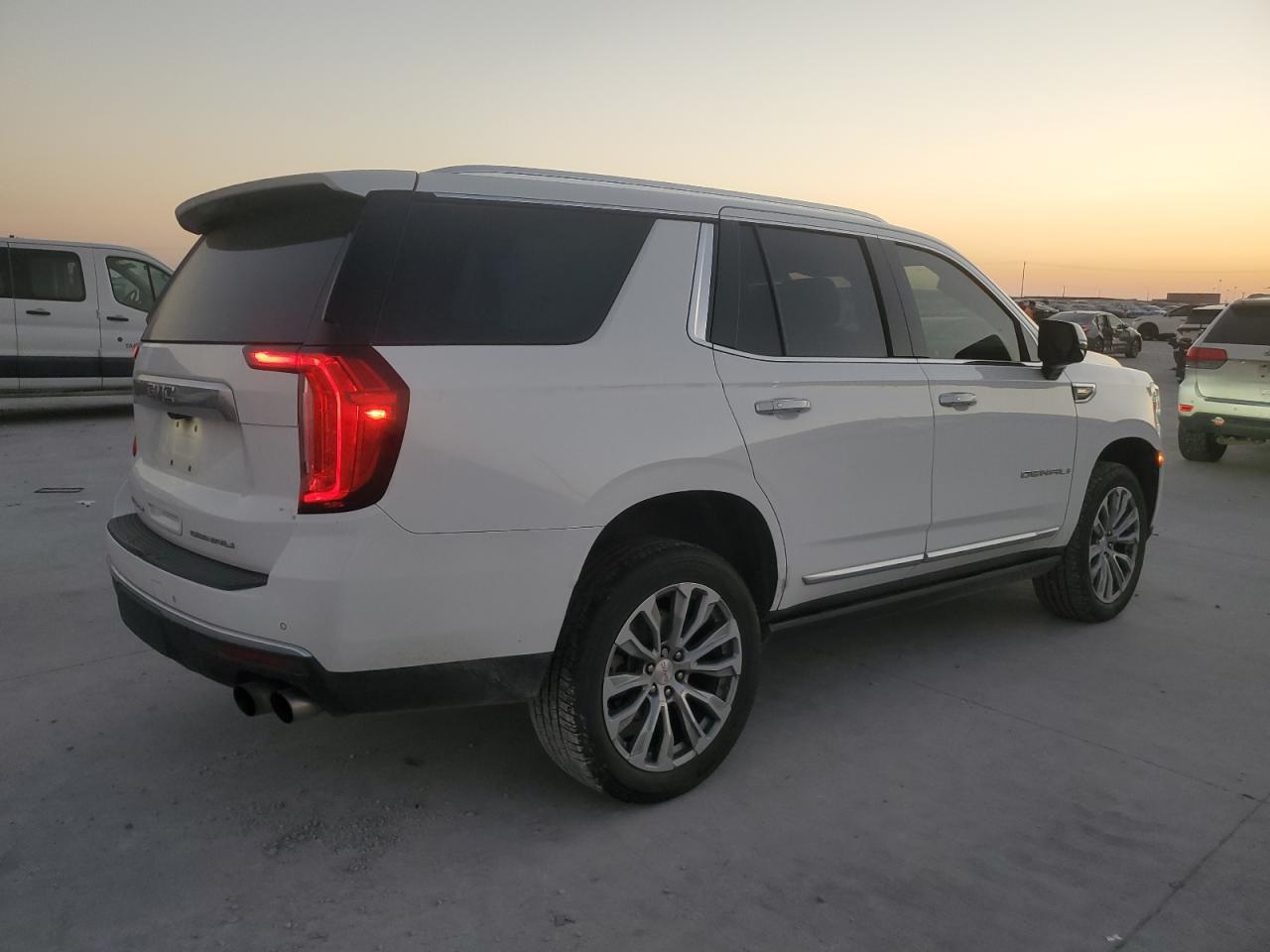 2021 GMC Yukon