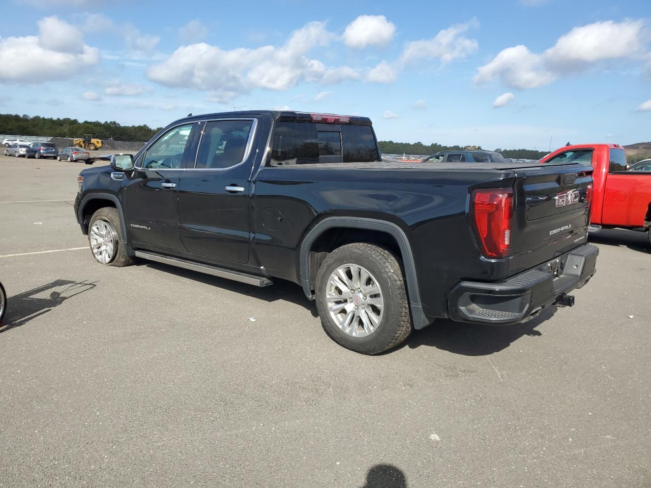2023 GMC Sierra