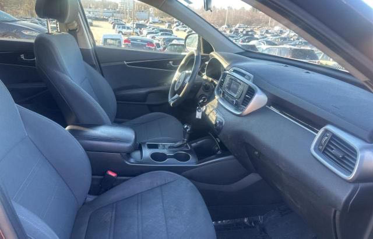 2016 KIA SORENTO