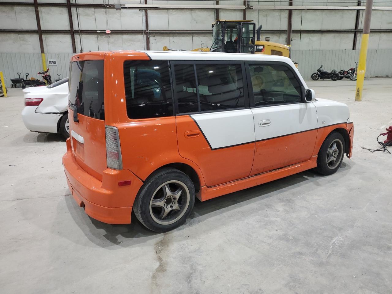 2005 TOYOTA SCION