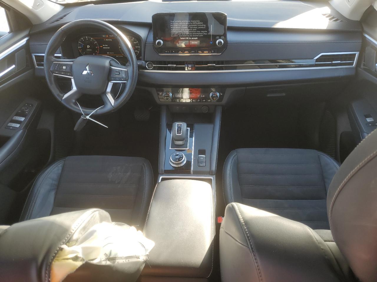 2022 MITSUBISHI outlander