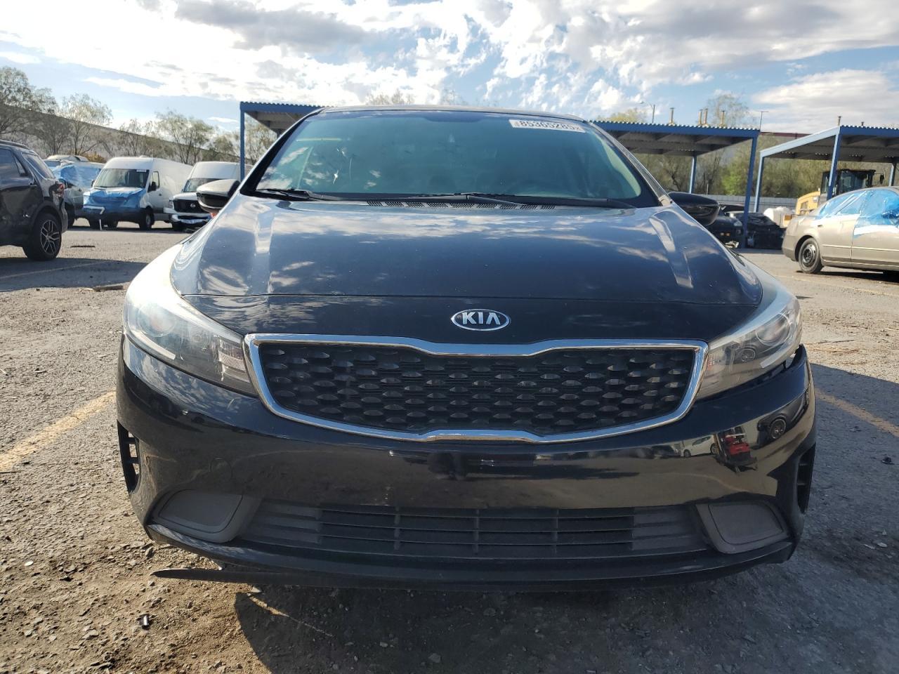 2017 KIA FORTE