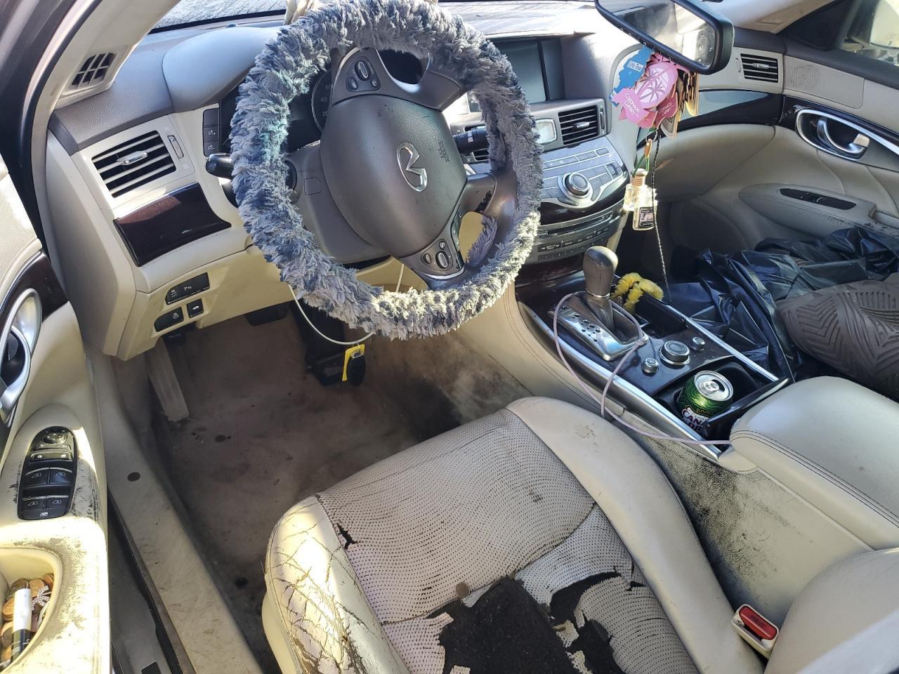 2013 INFINITI M37