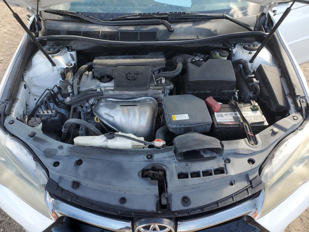 2016 TOYOTA CAMRY