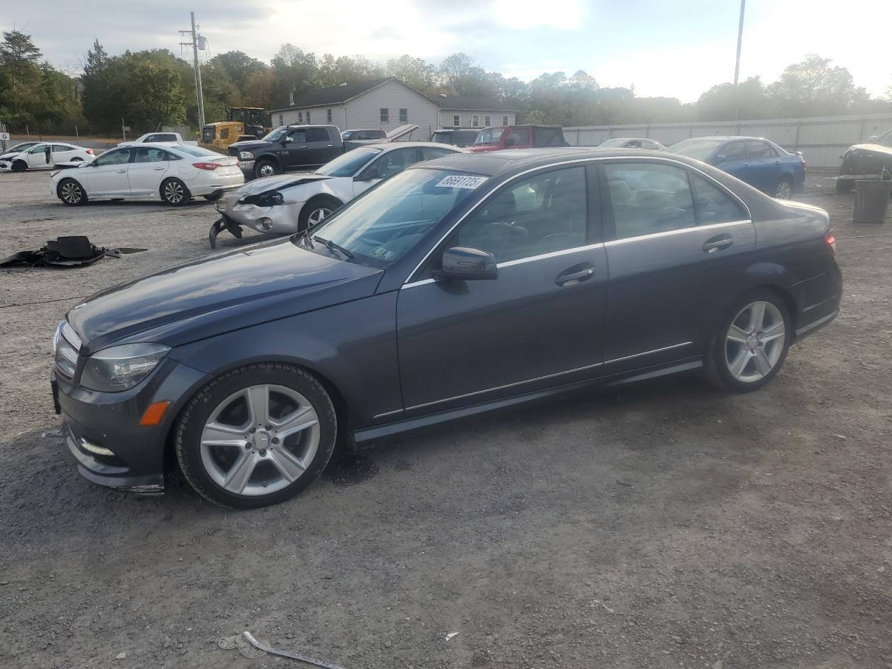 2011 MERCEDES-BENZ C-CLASS