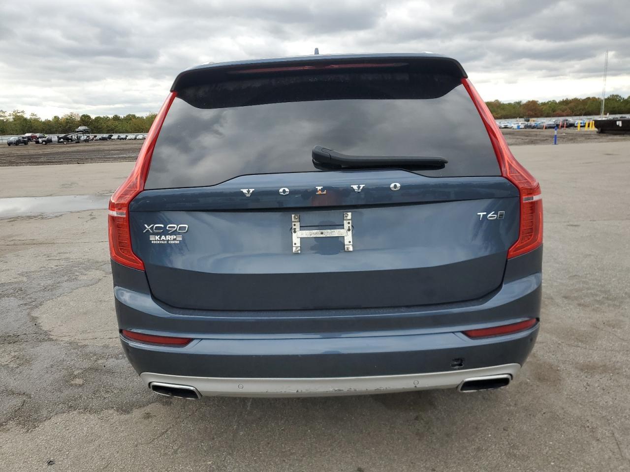2021 VOLVO XC90