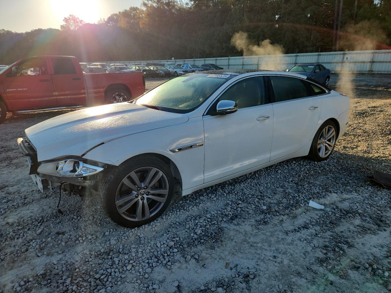 2012 JAGUAR Xj-Series