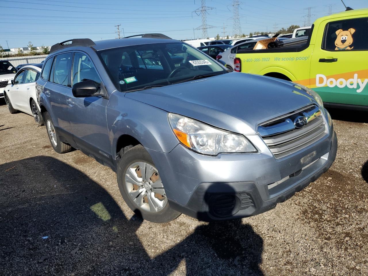 2013 SUBARU Outback