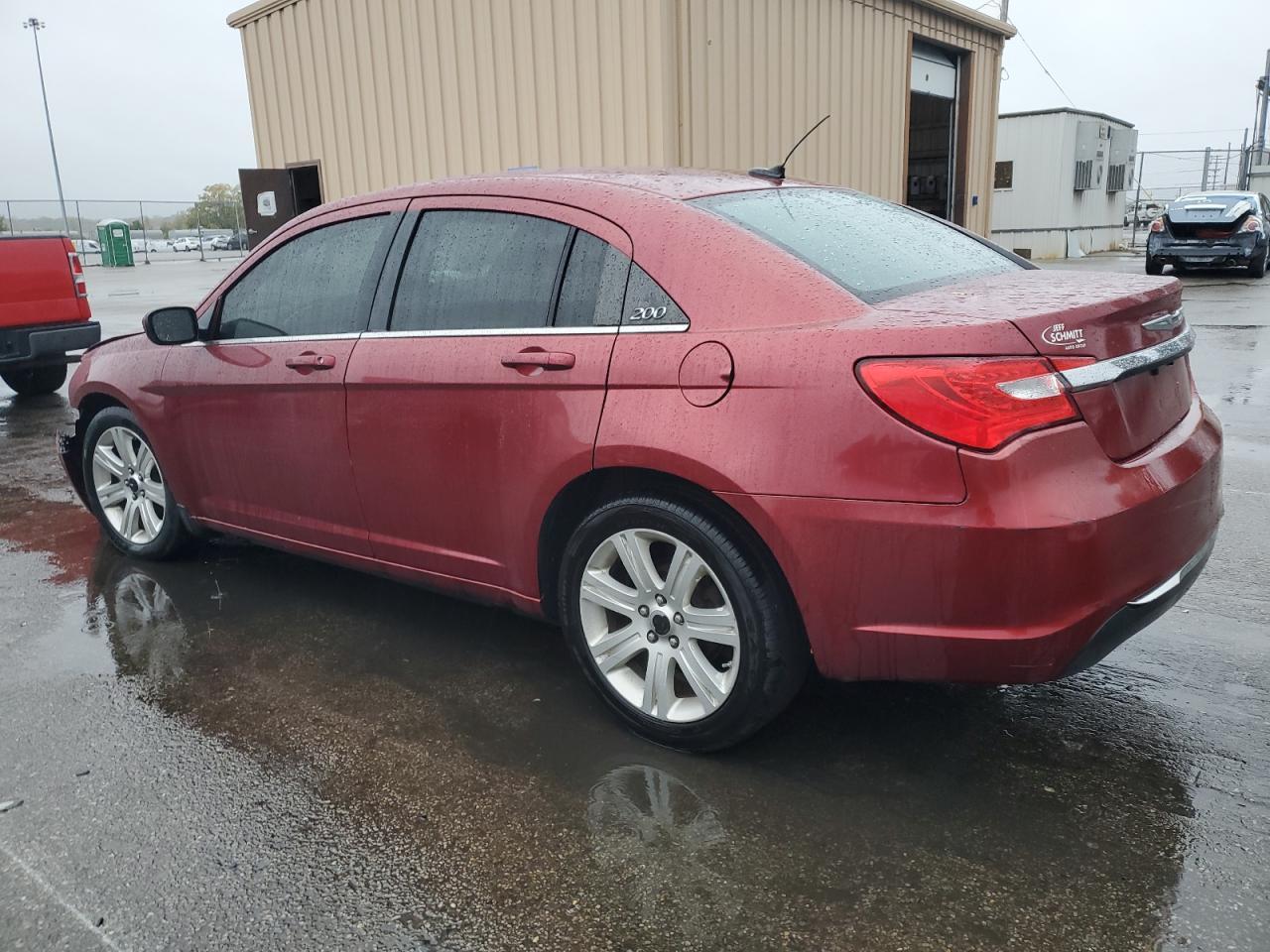 2013 CHRYSLER 200