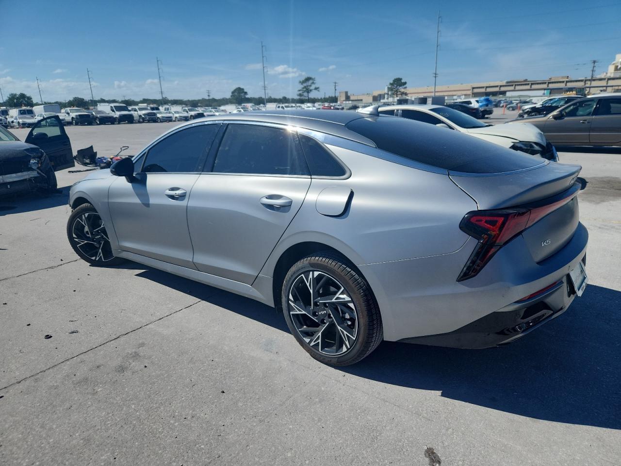 2025 KIA K5
