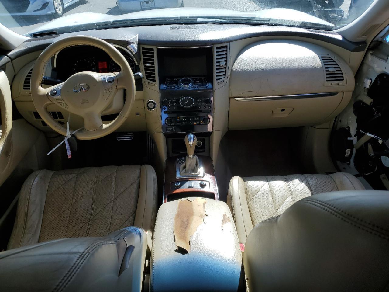 2011 INFINITI FX35