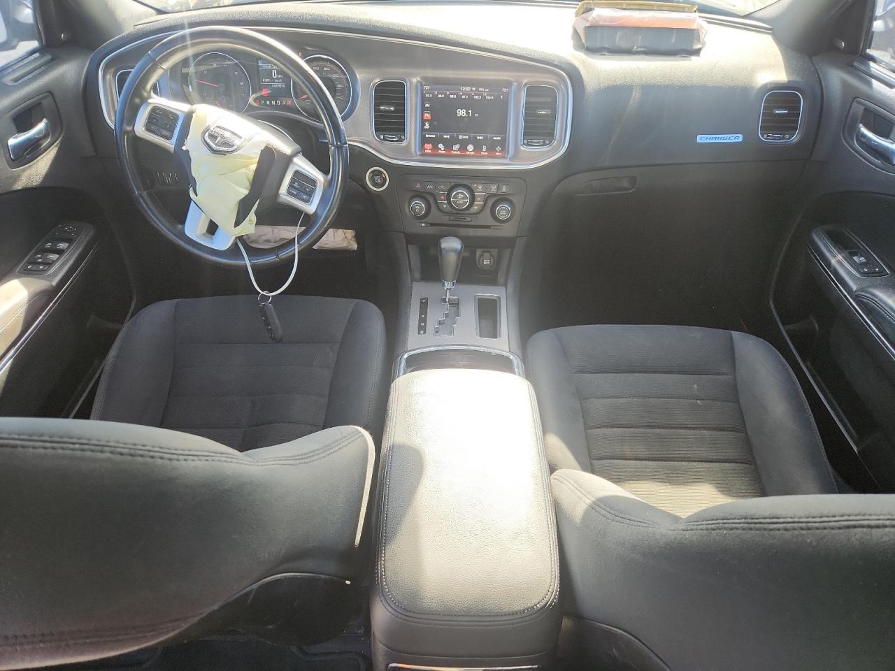 2011 DODGE CHARGER