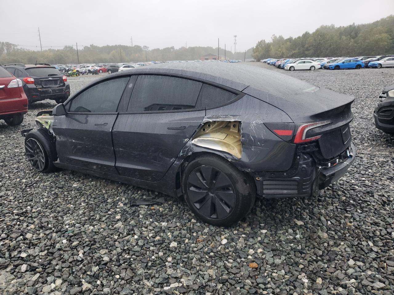 2025 TESLA MODEL 3