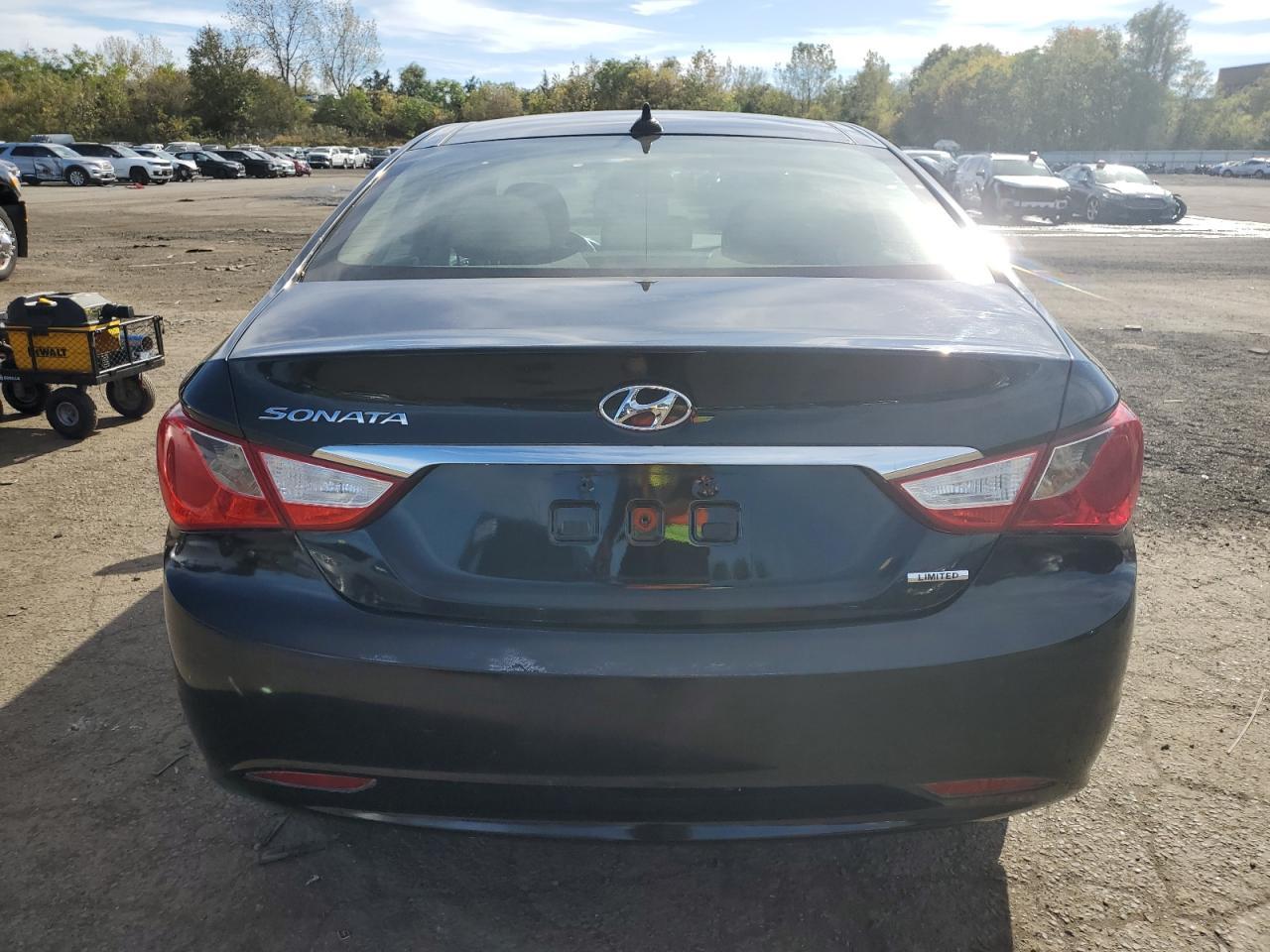 2012 HYUNDAI SONATA