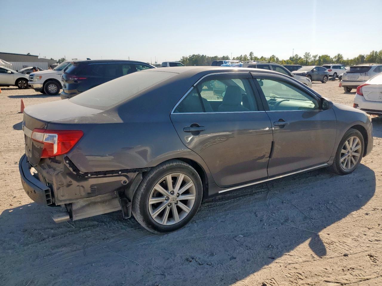 2013 TOYOTA CAMRY
