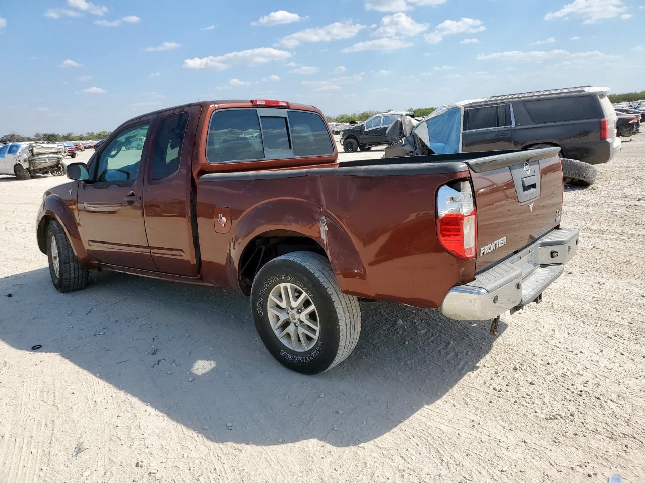 2017 NISSAN Frontier