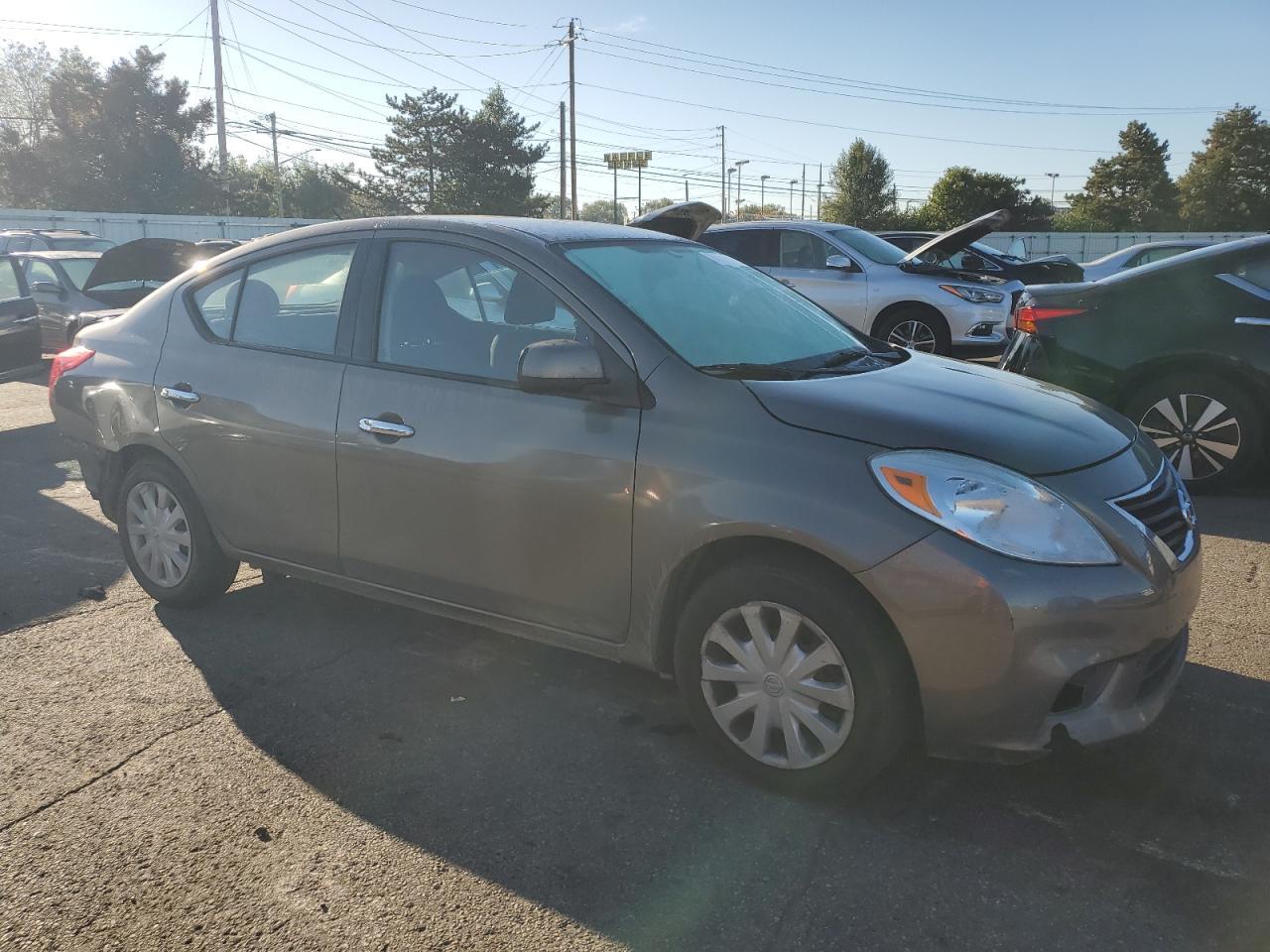 2014 NISSAN VERSA