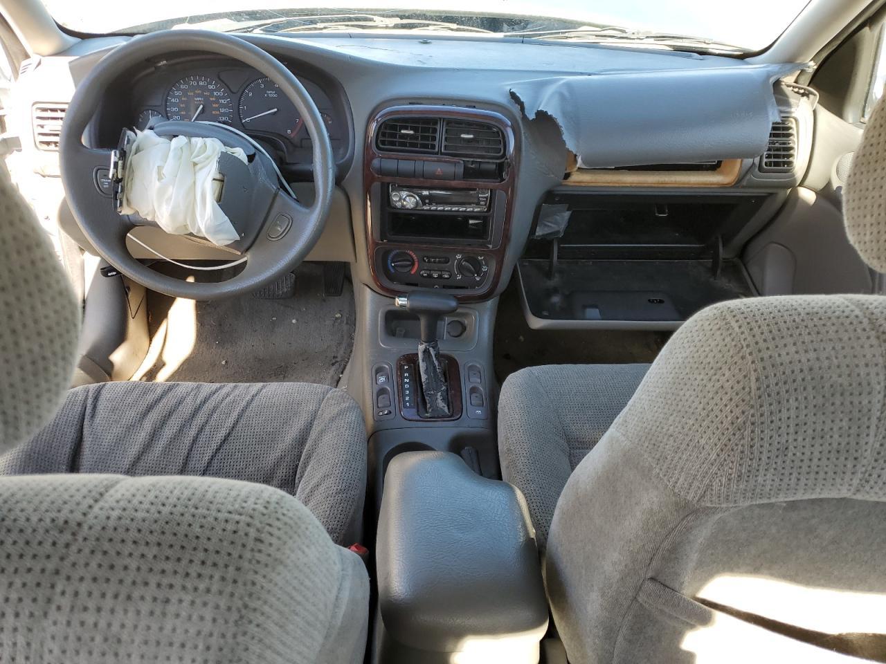 2002 SATURN L200
