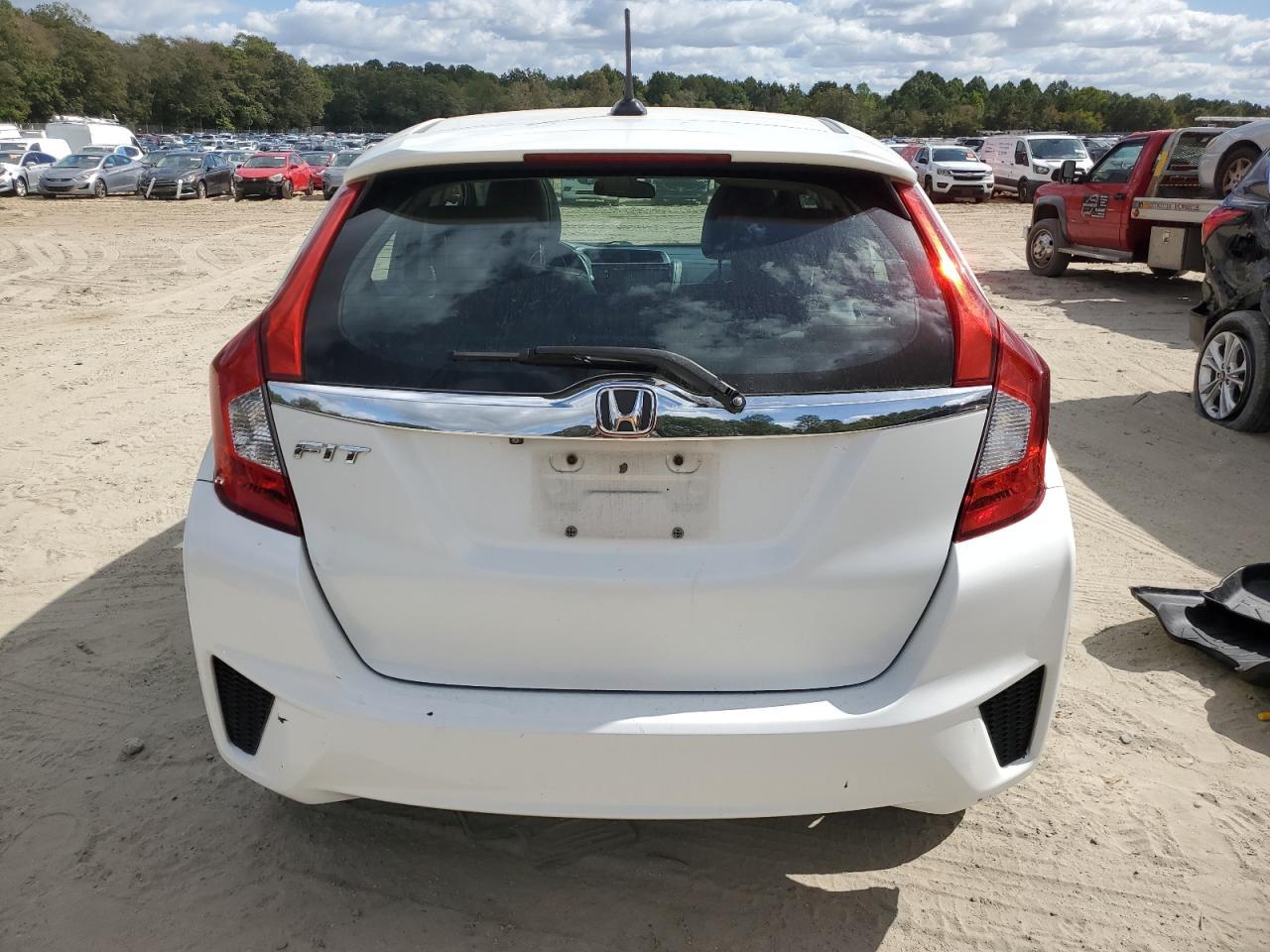 2016 HONDA FIT