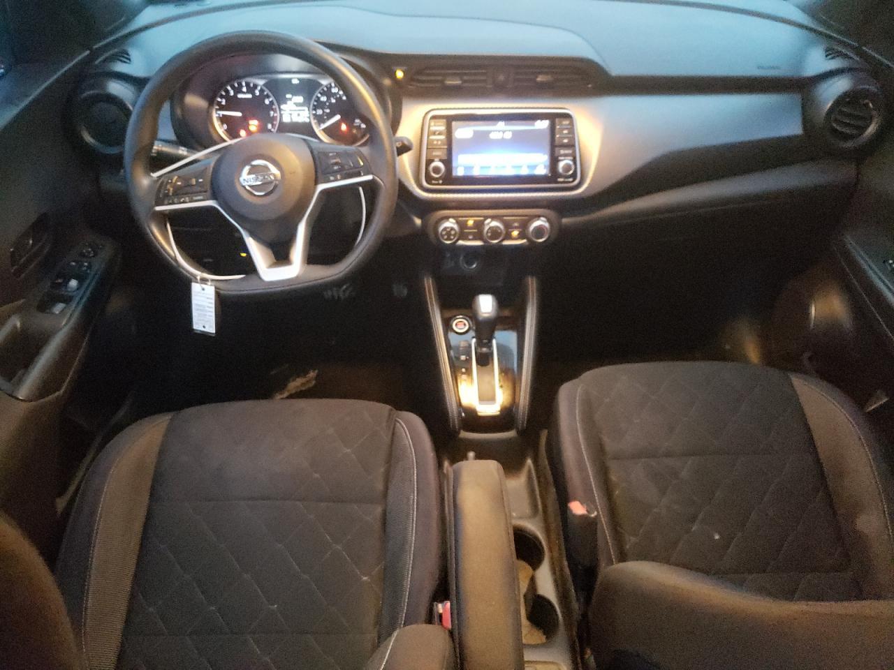 2019 NISSAN KICKS