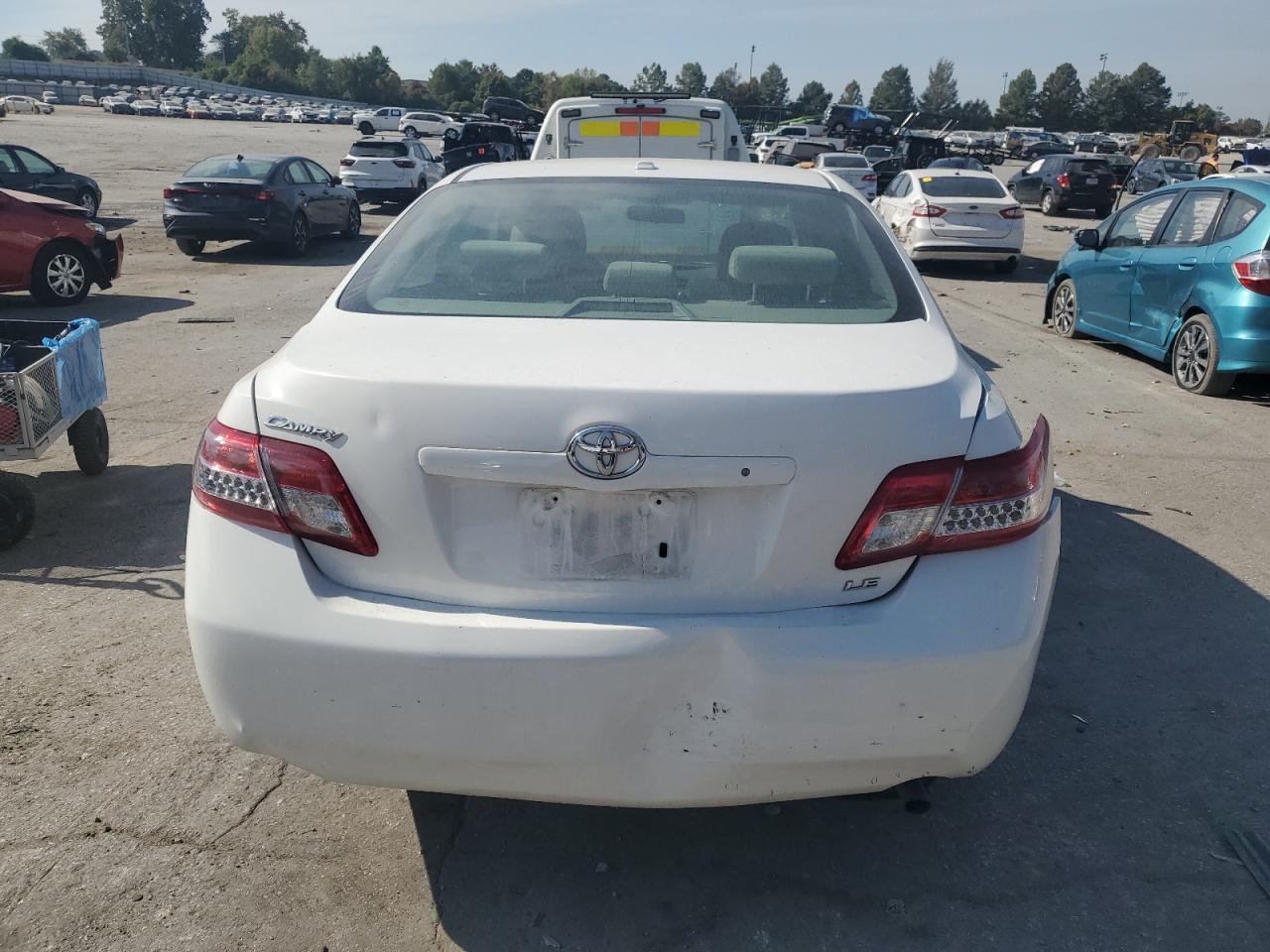 2010 TOYOTA CAMRY