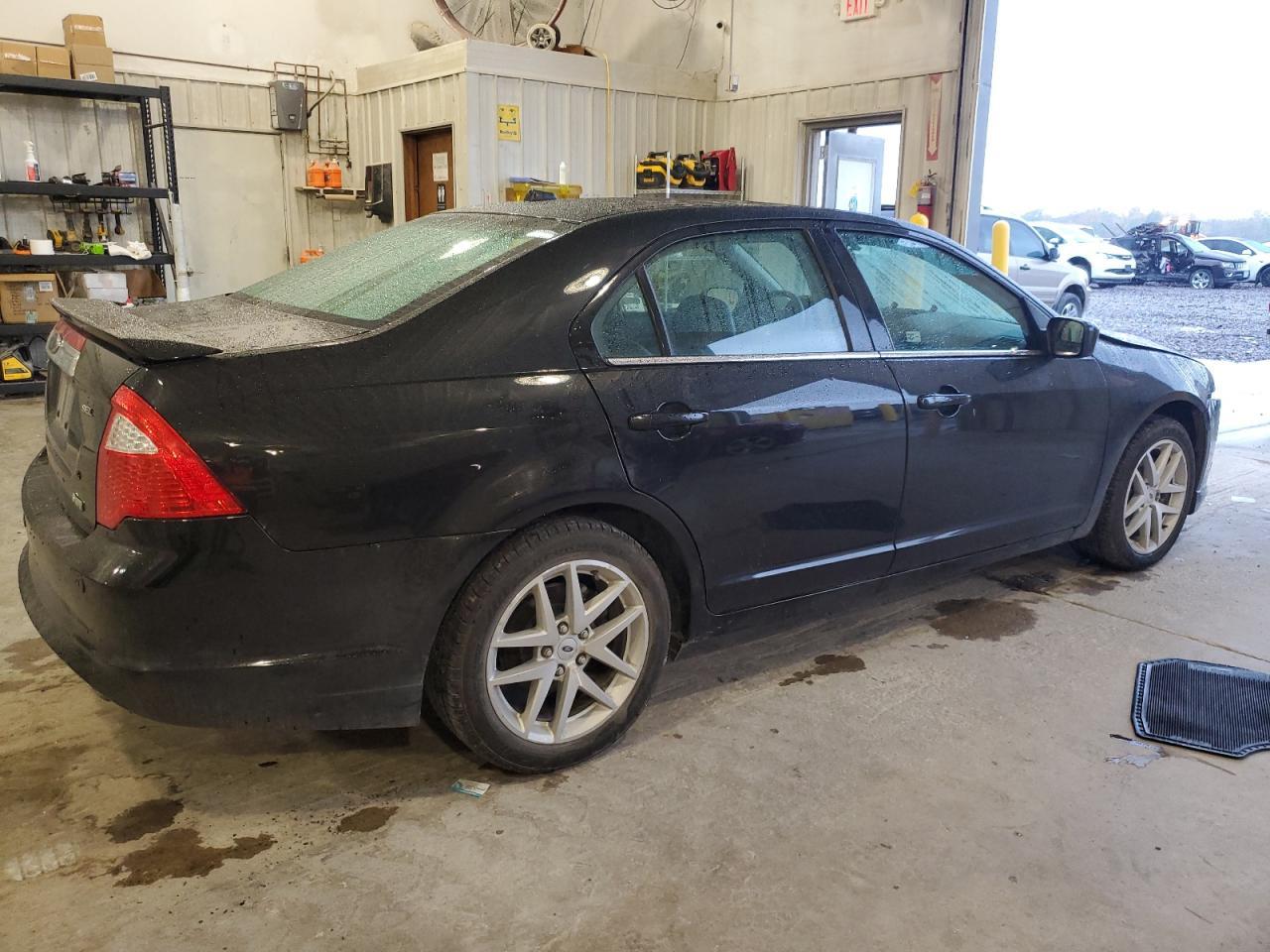 2010 FORD FUSION