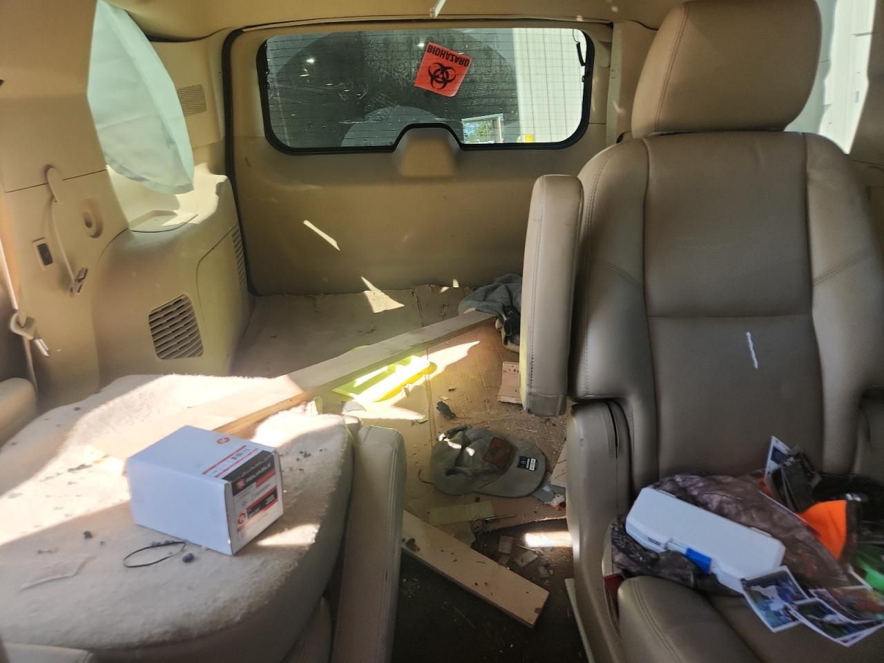 2011 CHEVROLET Tahoe