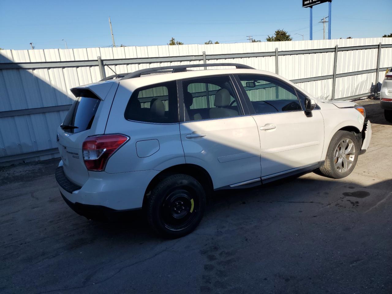 2015 SUBARU FORESTER