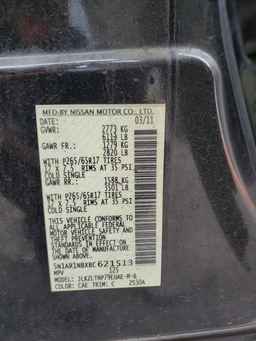 2011 NISSAN PATHFINDER