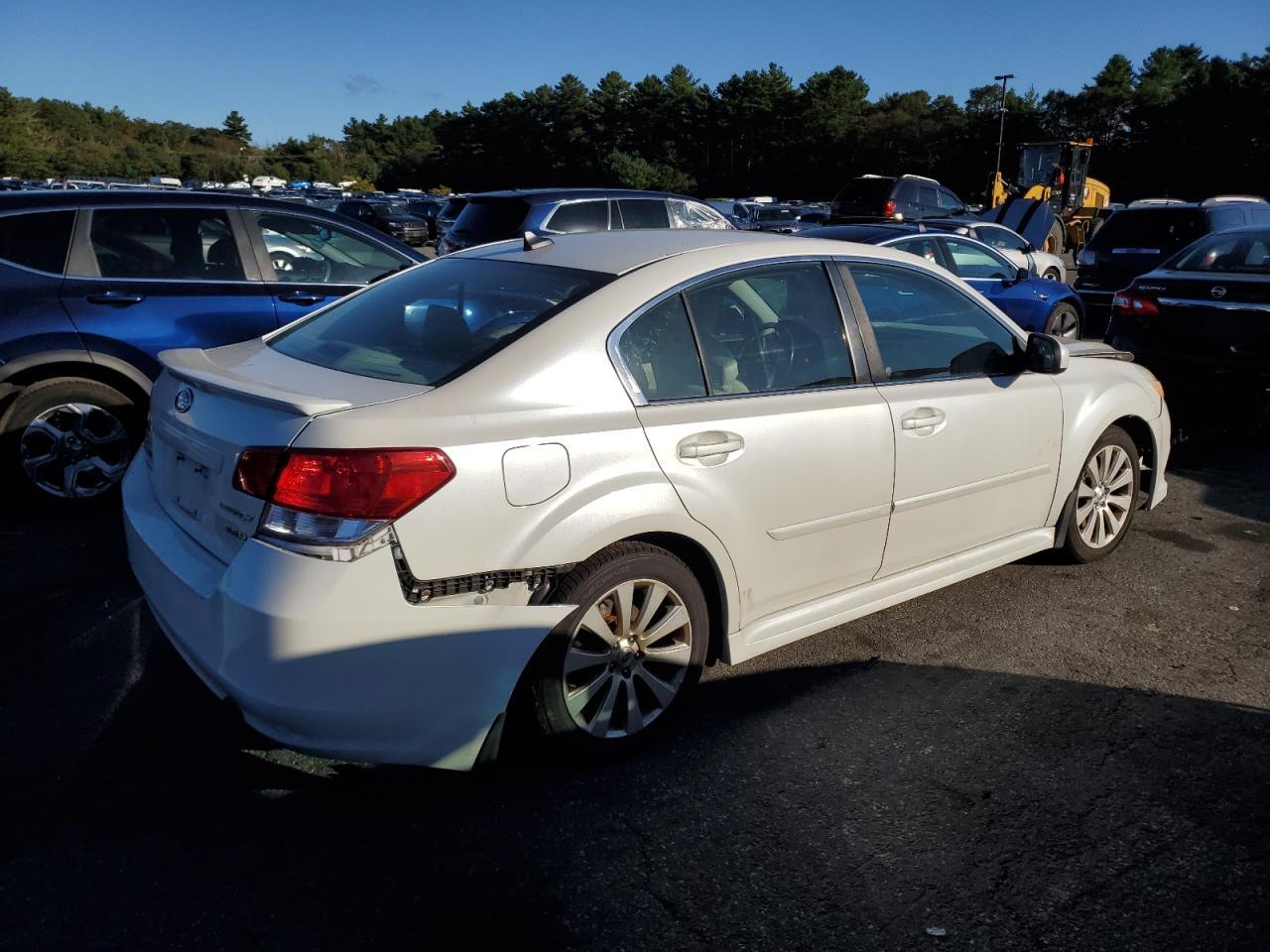 2012 SUBARU Legacy