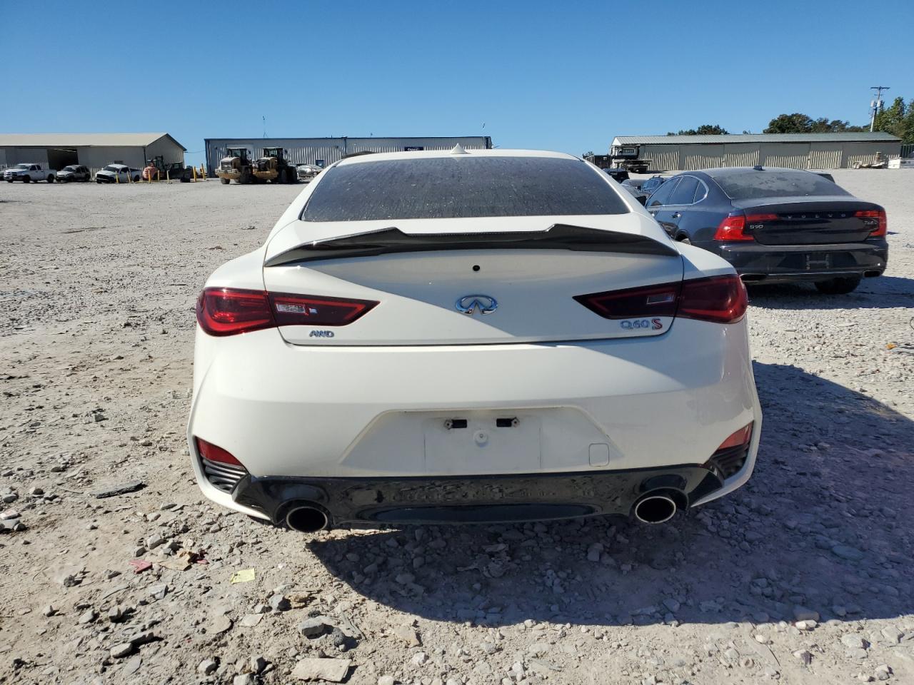 2017 INFINITI Q60